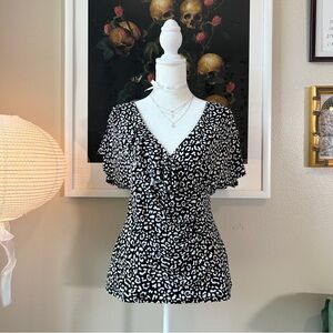 White House Black Market Y2K Leopard Print Black & White Ruffle Top S